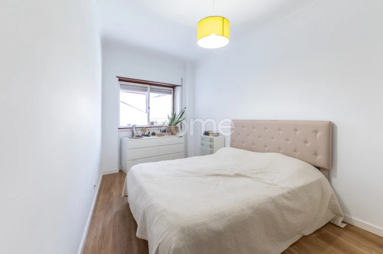 Apartamento T2 para Venda em Algueirão-Mem Martins Foto 17