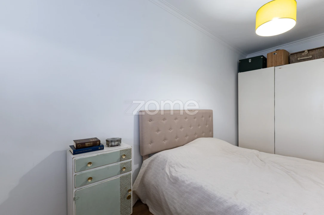 Apartamento T2 para Venda em Algueirão-Mem Martins Foto 18