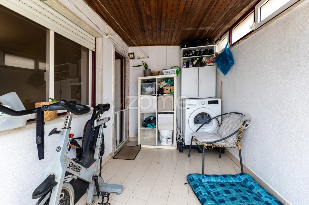 Apartamento T2 para Venda em Algueirão-Mem Martins Foto 20