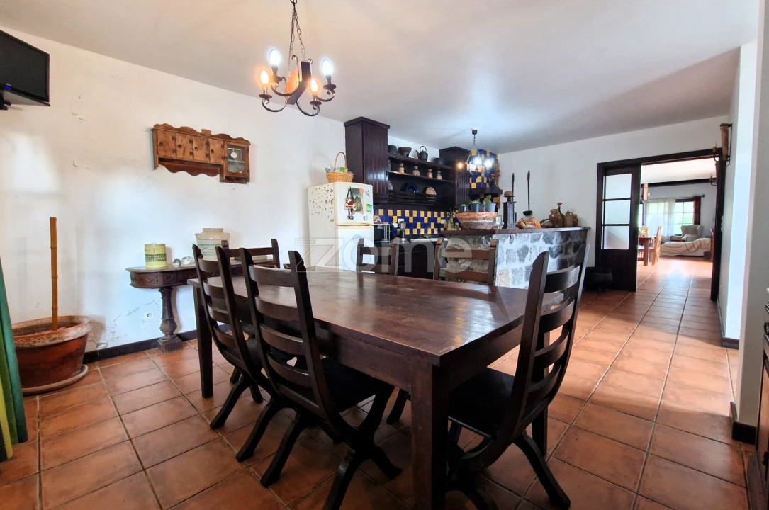 Moradia T3 para Venda em Pico da Pedra Foto 9