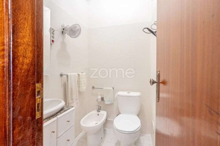 Apartamento T3 para Venda em Santa Maria Maior e Monserrate e Meadela Foto 13