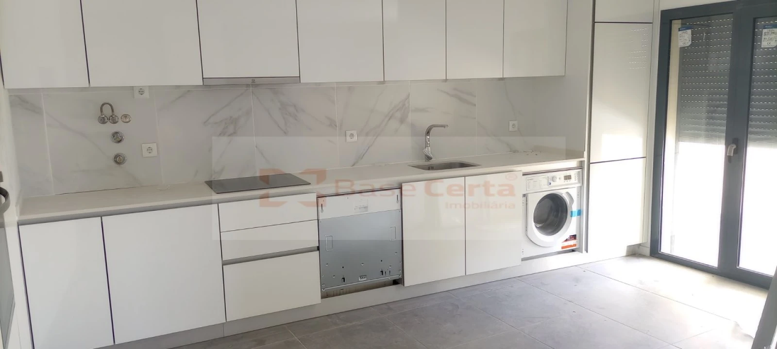 Apartamento T3 para Venda em Corroios Foto 9