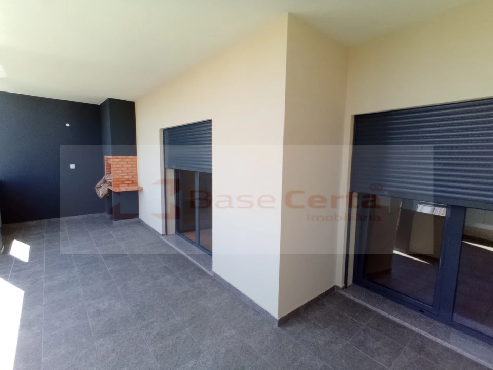 Apartamento T3 para Venda em Corroios Foto 3