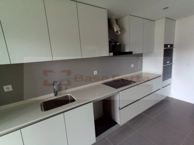 Apartamento T3 para Venda em Corroios Foto 20