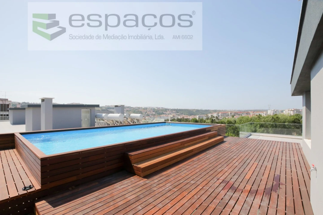 Apartamento T3 para Venda em Santo António dos Cavaleiros e Frielas Foto 13