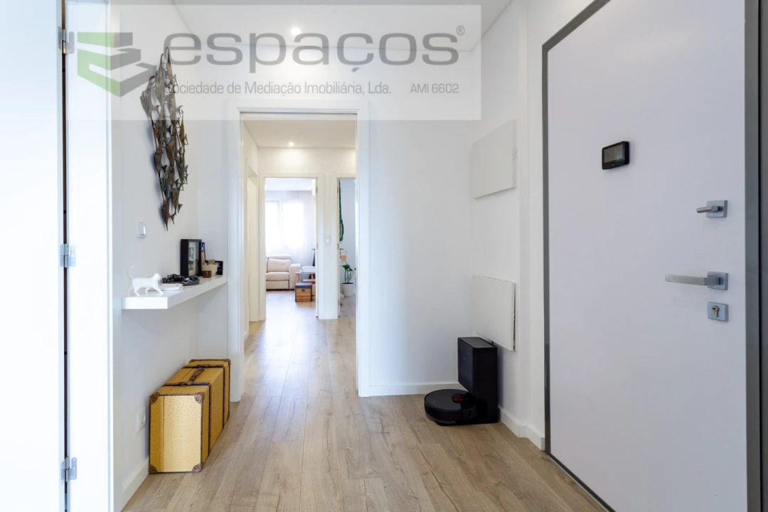 Apartamento T3 para Venda em Santo António dos Cavaleiros e Frielas Foto 15