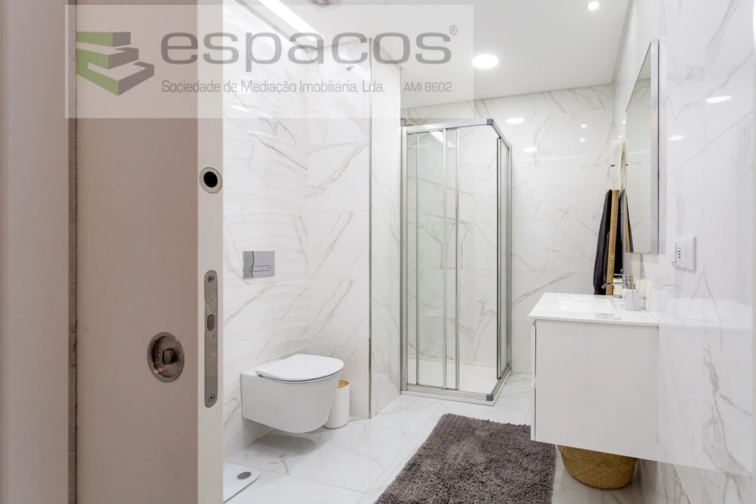 Apartamento T3 para Venda em Santo António dos Cavaleiros e Frielas Foto 16