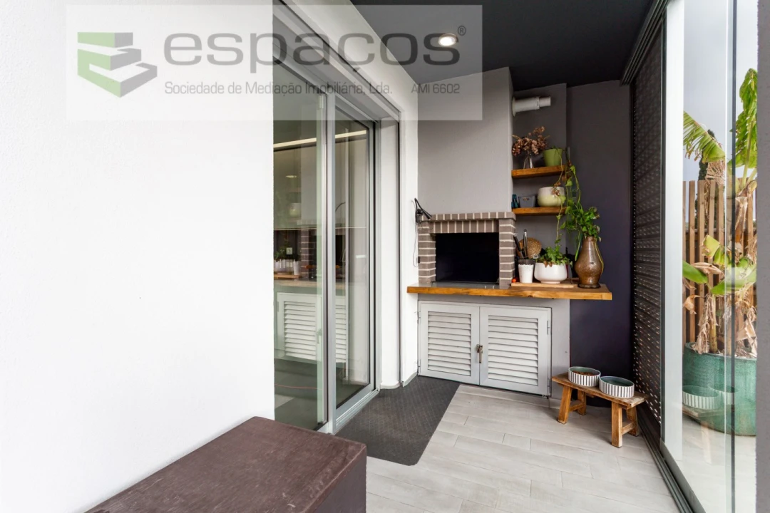 Apartamento T3 para Venda em Santo António dos Cavaleiros e Frielas Foto 37