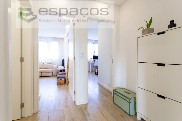 Apartamento T3 para Venda em Santo António dos Cavaleiros e Frielas Foto 18