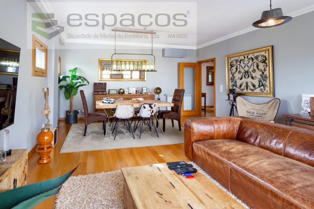 Apartamento T3 para Venda em Santa Iria de Azoia, São João da Talha e Bobadela Foto 4