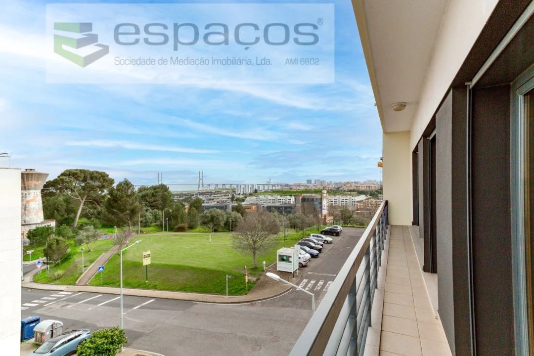 Apartamento T3 para Venda em Santa Iria de Azoia, São João da Talha e Bobadela Foto 5