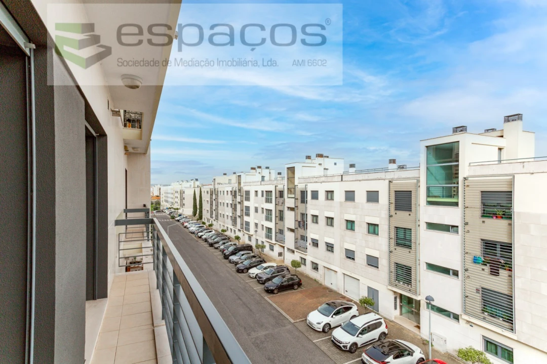 Apartamento T3 para Venda em Santa Iria de Azoia, São João da Talha e Bobadela Foto 6