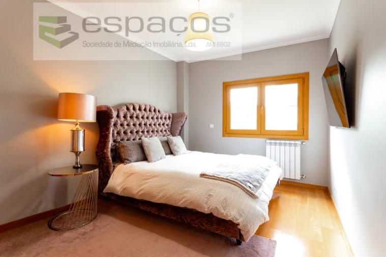 Apartamento T3 para Venda em Santa Iria de Azoia, São João da Talha e Bobadela Foto 22