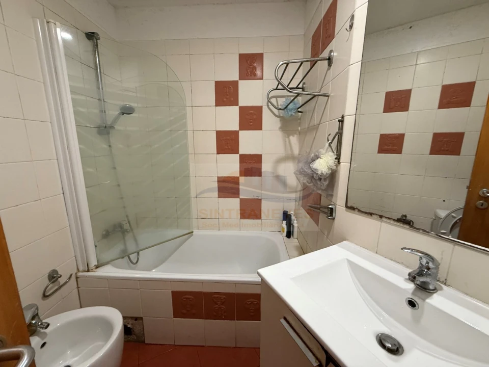 Apartamento T3 para Venda em Venteira Foto 9