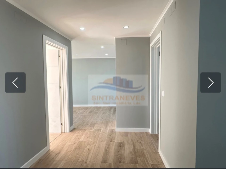 Apartamento T3 para Venda em Águas Livres Foto 1