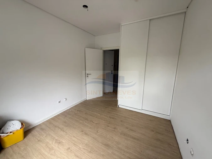 Apartamento T3 para Venda em Águas Livres Foto 4