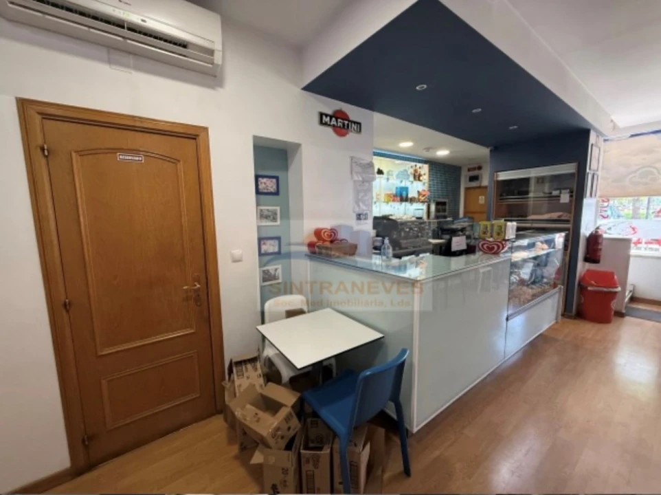 Negócio para Venda em Falagueira-Venda Nova Foto 6