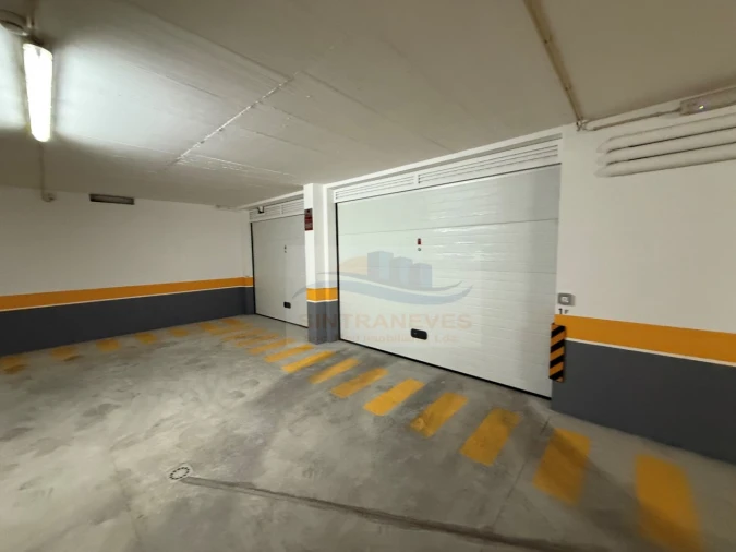 Apartamento T2 para Venda em Carcavelos e Parede Foto 29