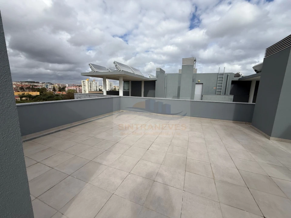 Apartamento T3 para Venda em Carcavelos e Parede Foto 6