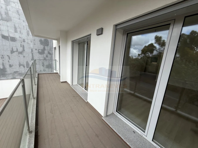 Apartamento T3 para Venda em Carcavelos e Parede Foto 2