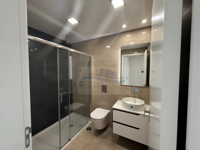 Apartamento T3 para Venda em Carcavelos e Parede Foto 10