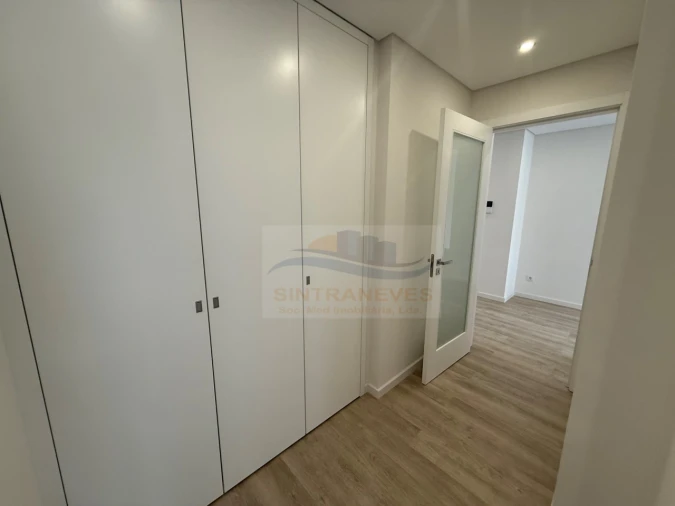 Apartamento T3 para Venda em Carcavelos e Parede Foto 20