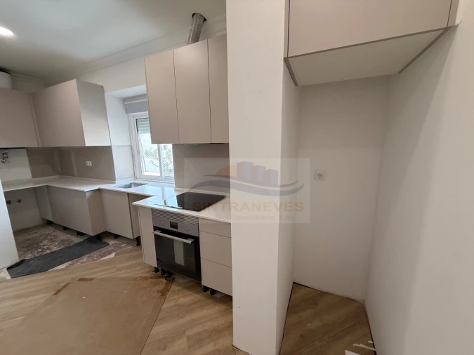 Apartamento T2 para Venda em Venteira Foto 11
