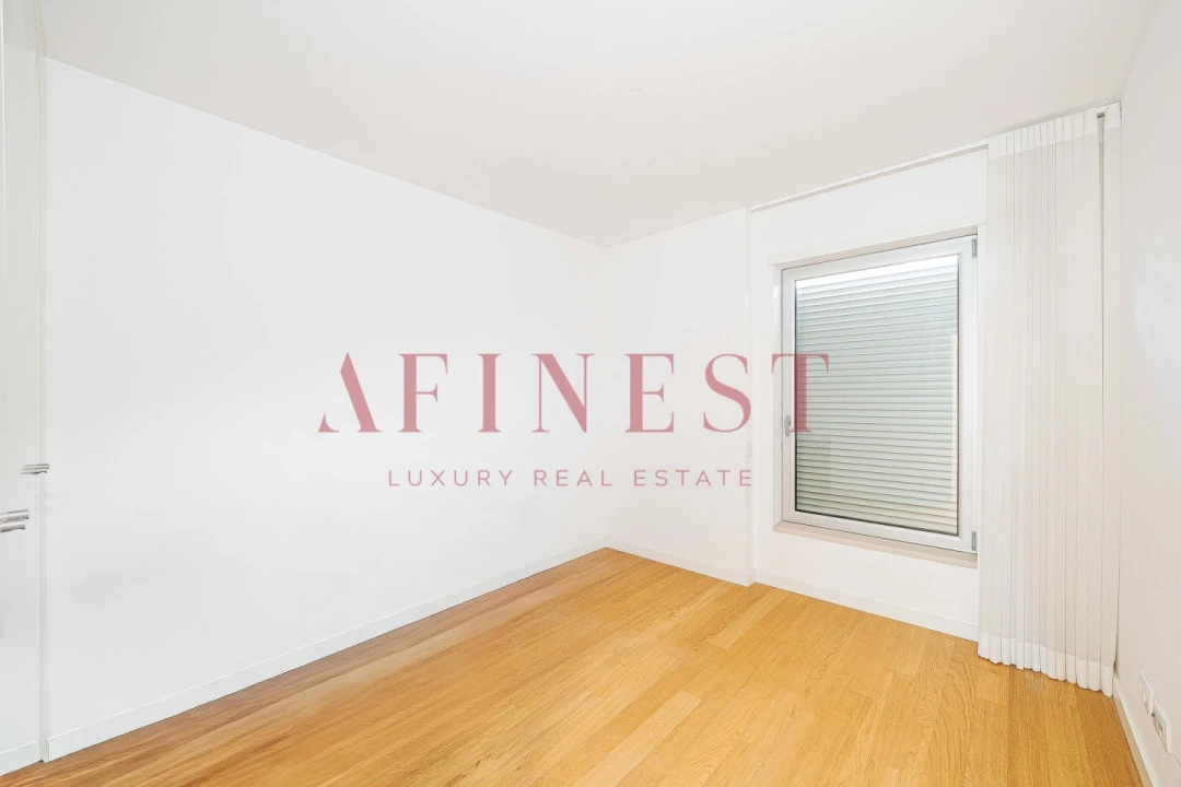 Apartamento T4 para Venda em Lumiar Foto 22
