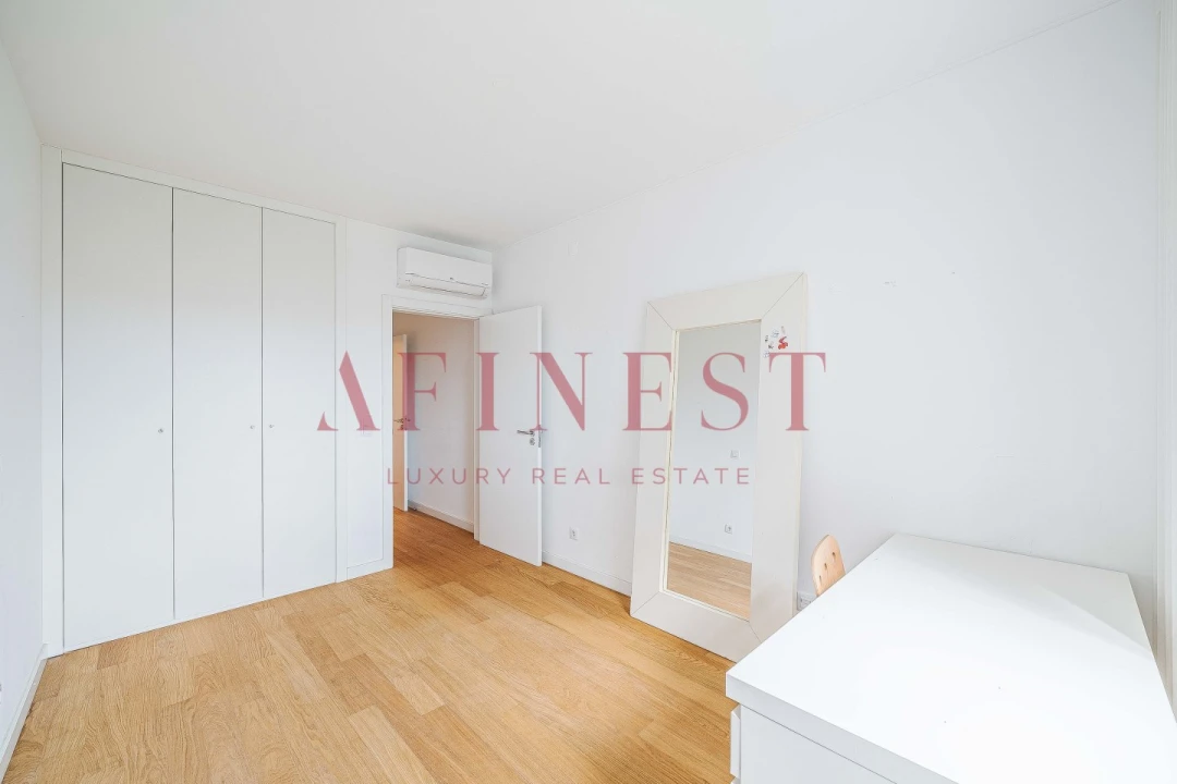 Apartamento T4 para Venda em Lumiar Foto 41