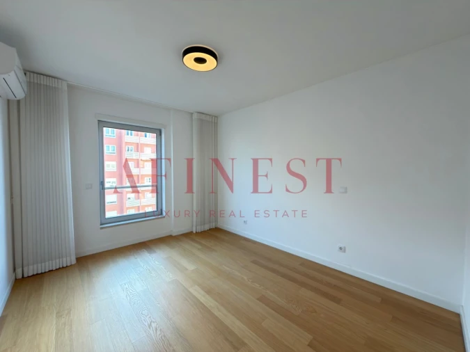 Apartamento T4 para Venda em Lumiar Foto 7