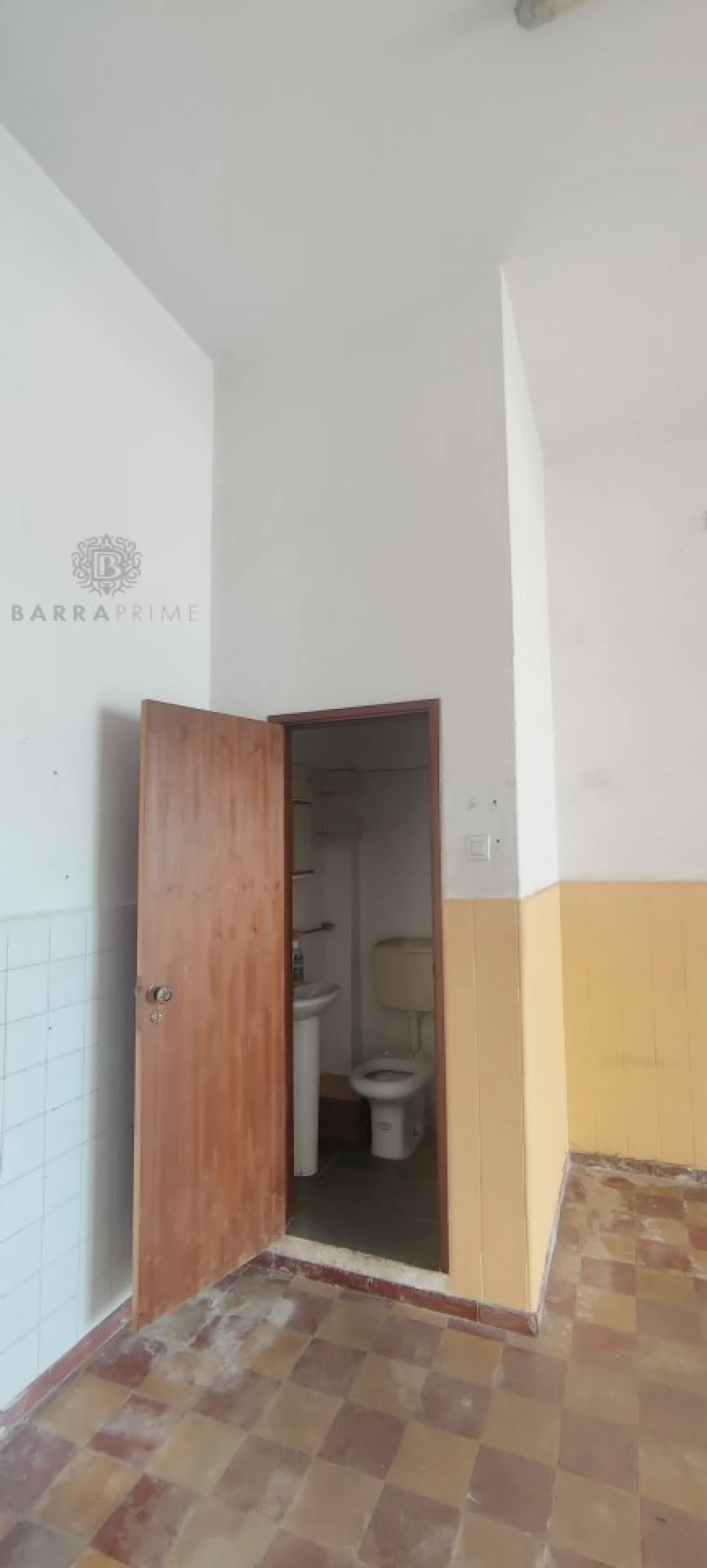 Armazém para Arrendamento em Faro (Sé e São Pedro) Foto 2