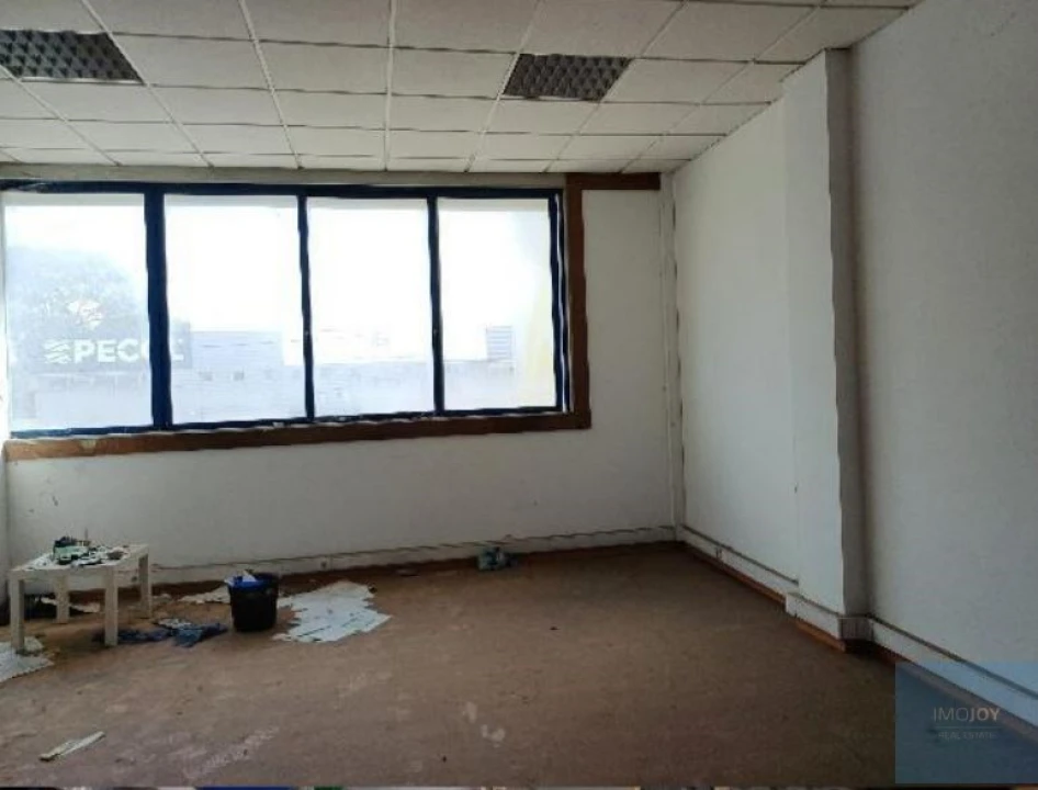 Armazém para Venda em Alverca do Ribatejo e Sobralinho Foto 13