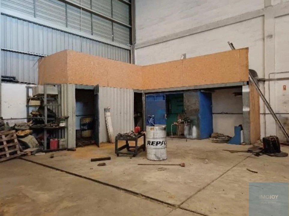 Armazém para Venda em Alverca do Ribatejo e Sobralinho Foto 16