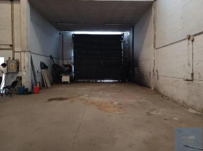 Armazém para Venda em Alverca do Ribatejo e Sobralinho Foto 9