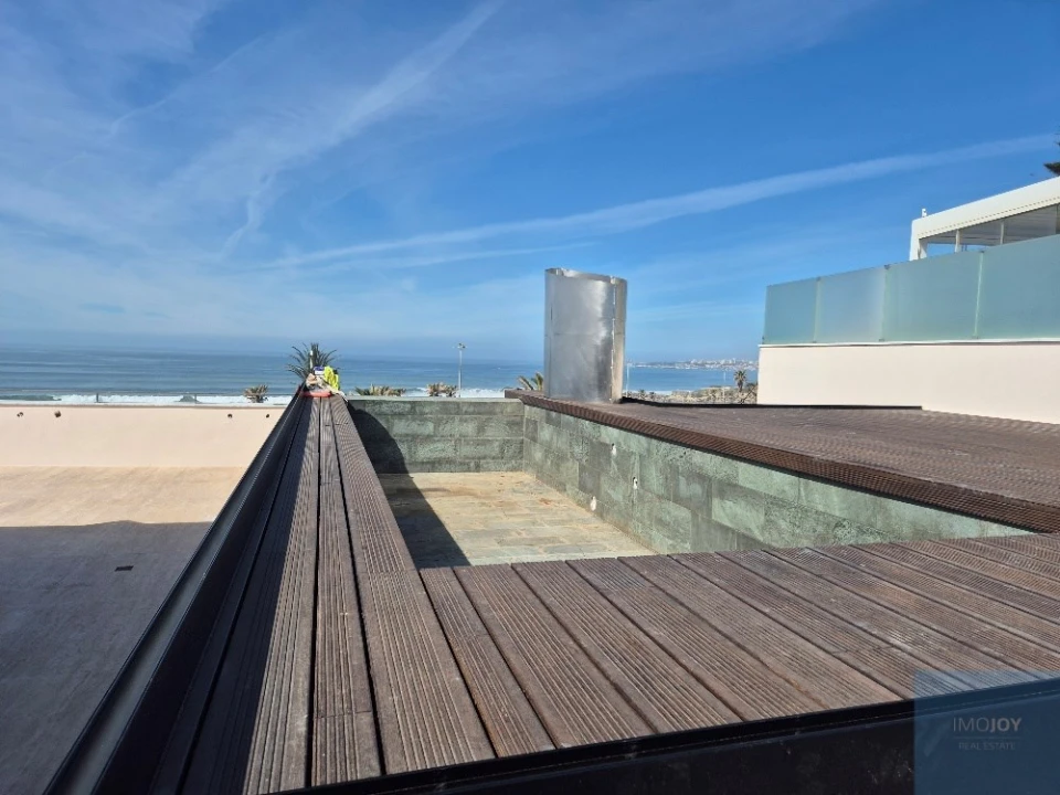 Apartamento T4 para Venda em Carcavelos e Parede Foto 3