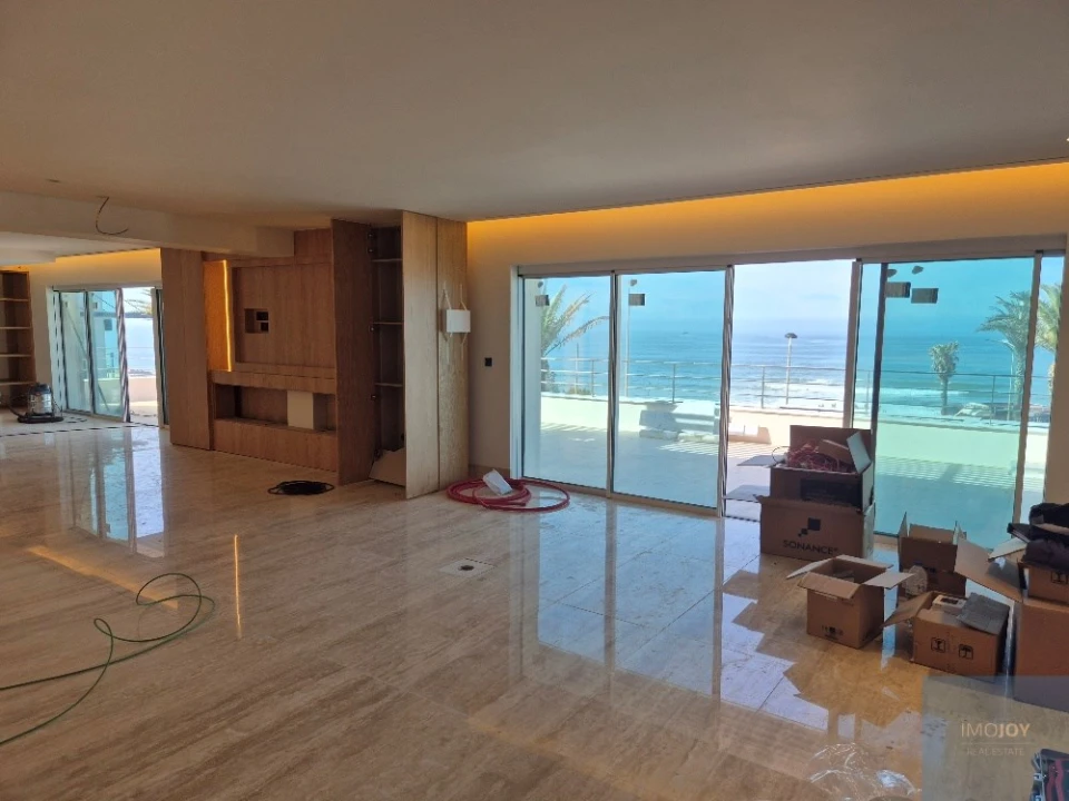 Apartamento T4 para Venda em Carcavelos e Parede Foto 13
