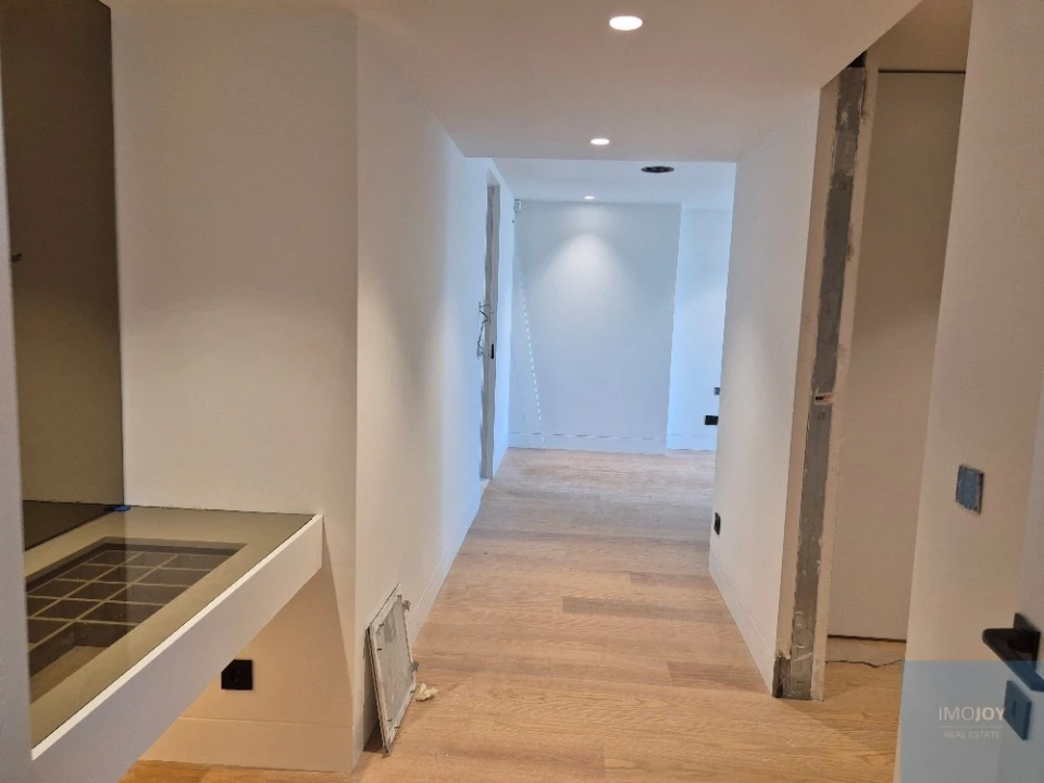 Apartamento T4 para Venda em Carcavelos e Parede Foto 49