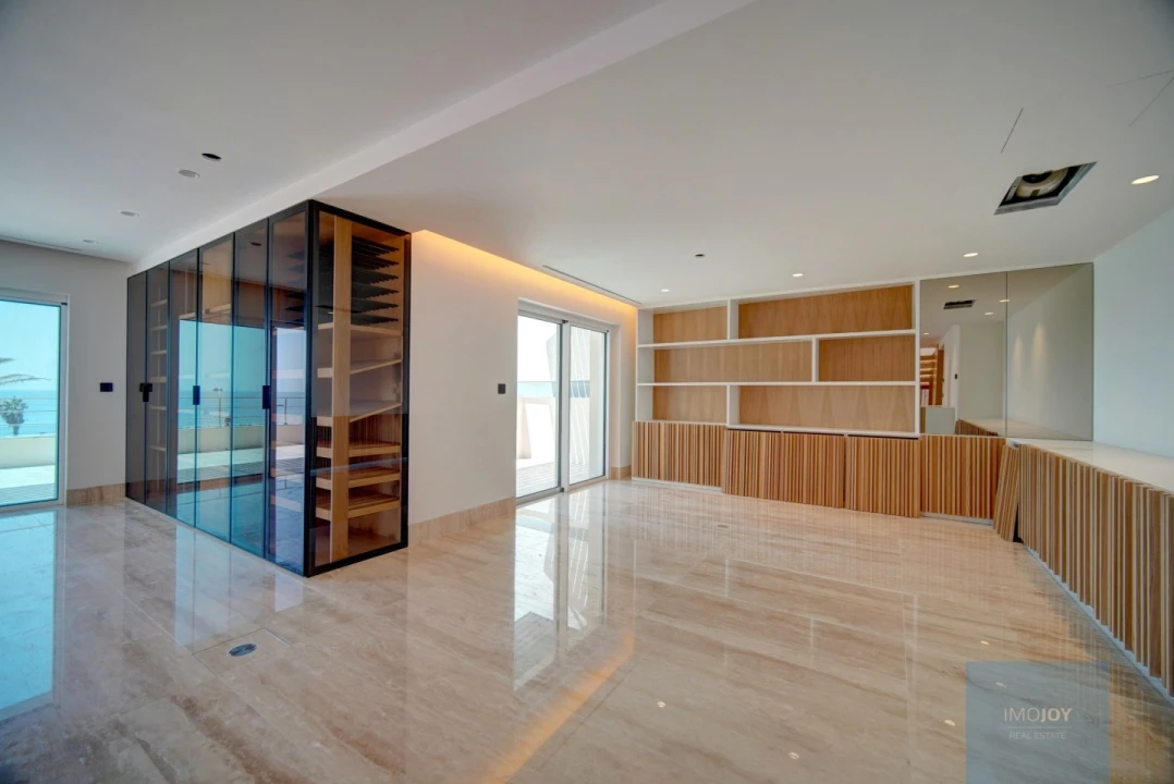 Apartamento T4 para Venda em Carcavelos e Parede Foto 4