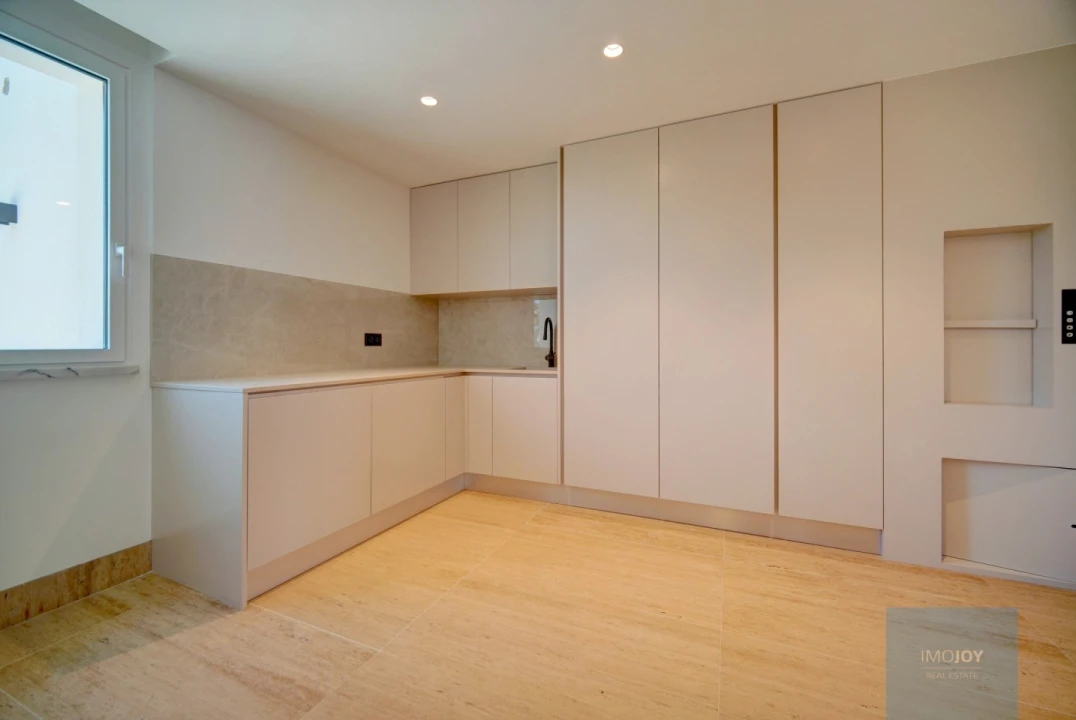 Apartamento T4 para Venda em Carcavelos e Parede Foto 12