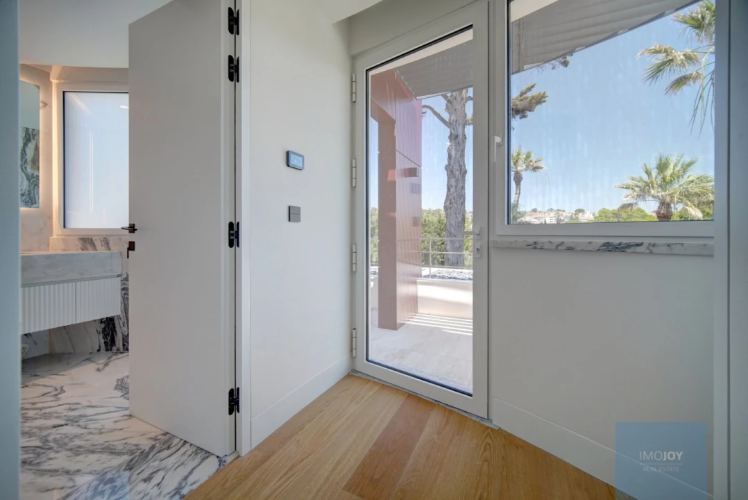 Apartamento T4 para Venda em Carcavelos e Parede Foto 29