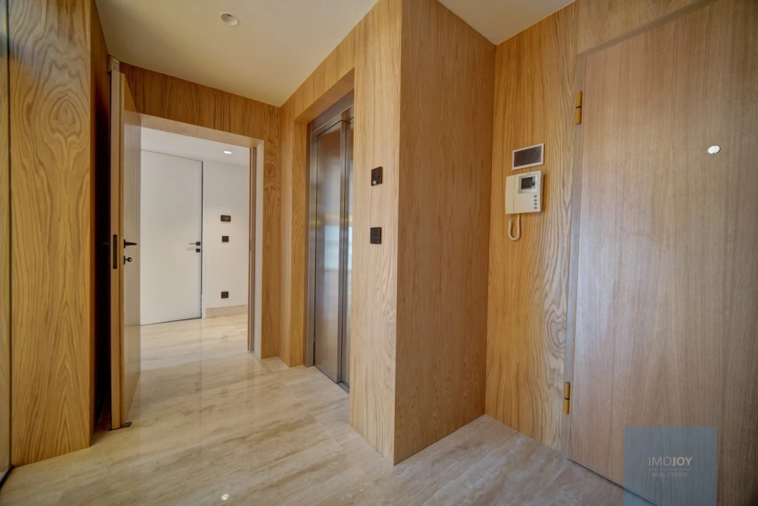 Apartamento T4 para Venda em Carcavelos e Parede Foto 55