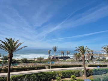 Apartamento T4 para Venda em Carcavelos e Parede