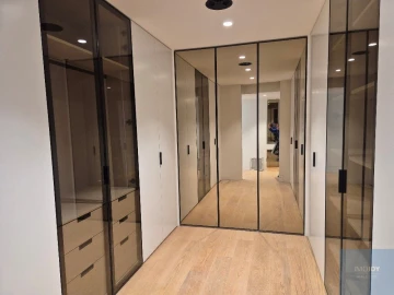 Apartamento T4 para Venda em Carcavelos e Parede