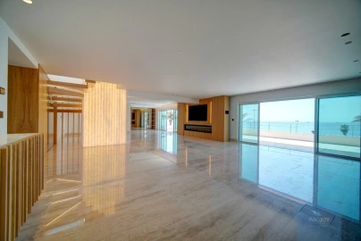 Apartamento T4 para Venda em Carcavelos e Parede