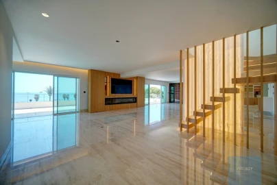 Apartamento T4 para Venda em Carcavelos e Parede
