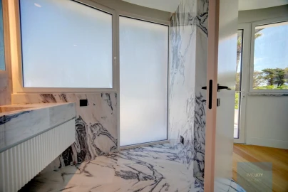 Apartamento T4 para Venda em Carcavelos e Parede