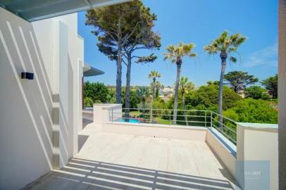 Apartamento T4 para Venda em Carcavelos e Parede