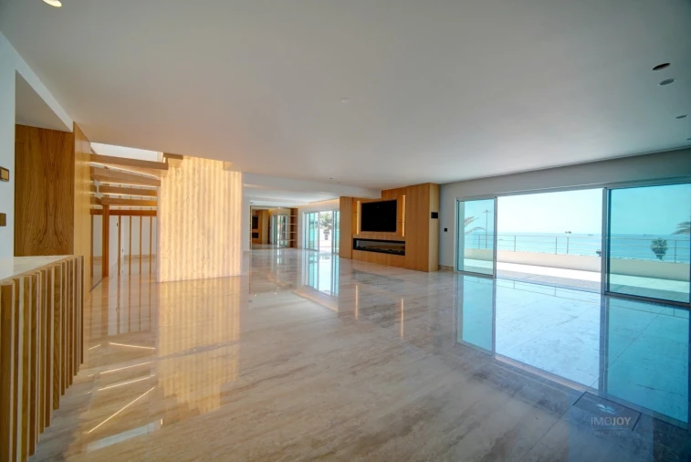 Apartamento T4 para Venda em Carcavelos e Parede Foto 2