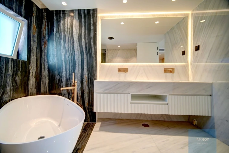 Apartamento T4 para Venda em Carcavelos e Parede Foto 24