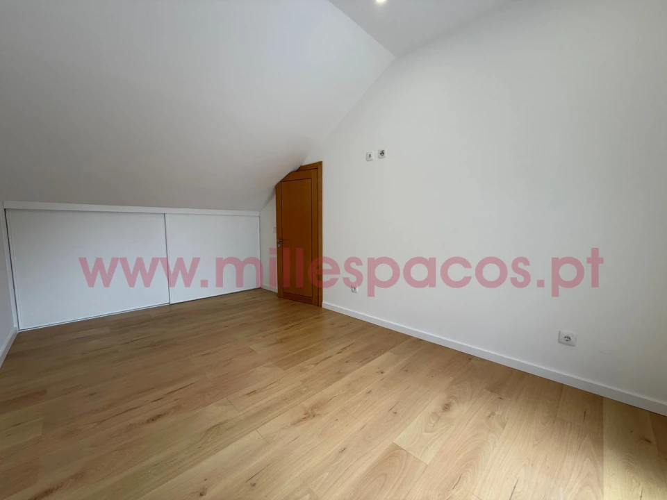 Moradia T2 para Arrendamento em Montijo e Afonsoeiro Foto 11